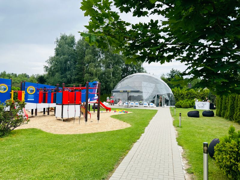 Plane View Park kupolo vaizdas